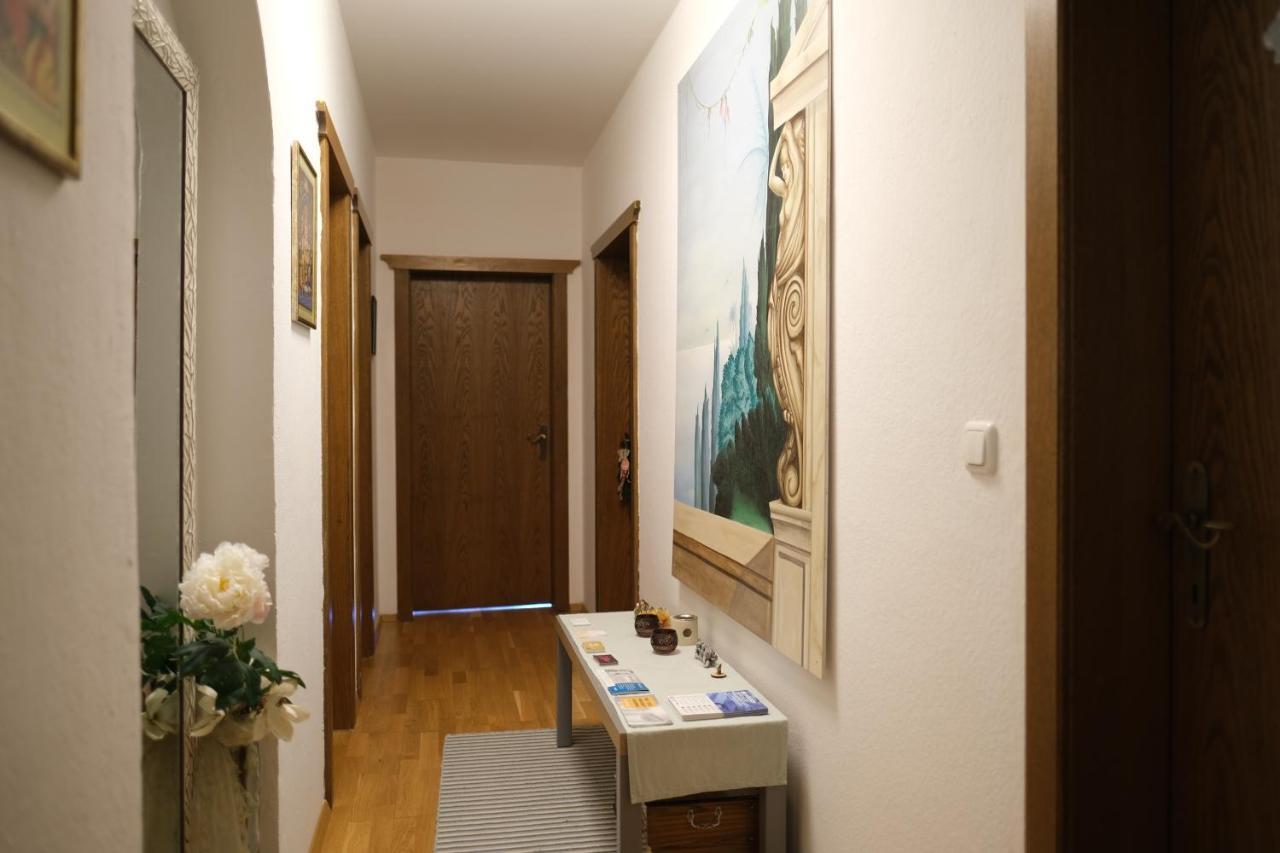 Doppelzimmer Innsbruck Buitenkant foto